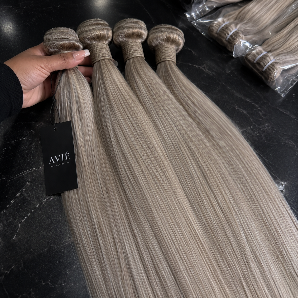 Avié Signature Collection